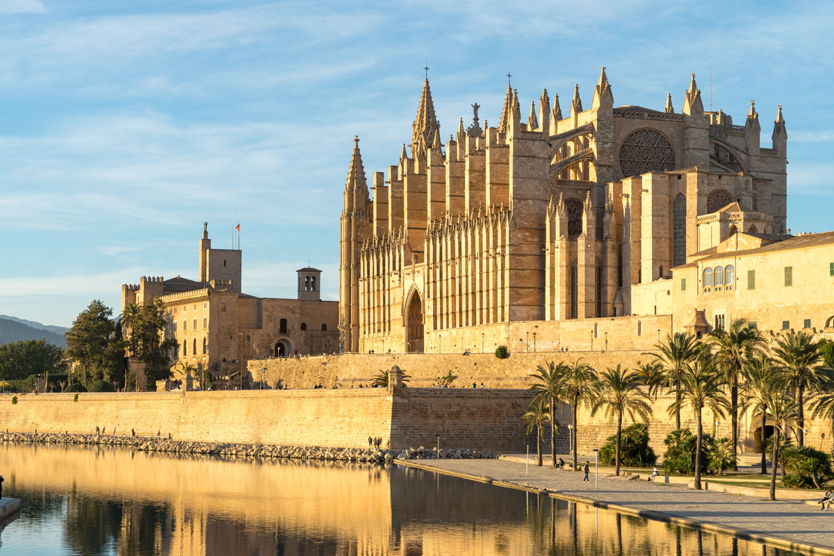 La Seu in Palma de Mallorca am Parc de la Mar – Weekend Guide Palma