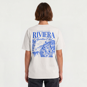Riviera Aperitivo Club Oversized Tee – Modelansicht Rückseite – Natural Raw