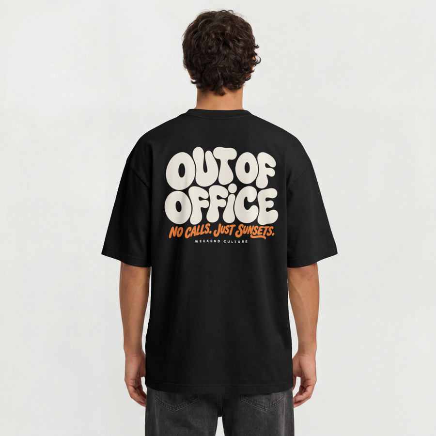 No Calls Oversized Shirt – Modelansicht Rückseite – Schwarz