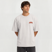 Pizza Oversized Shirt – Modelansicht Vorderseite – Natural Raw